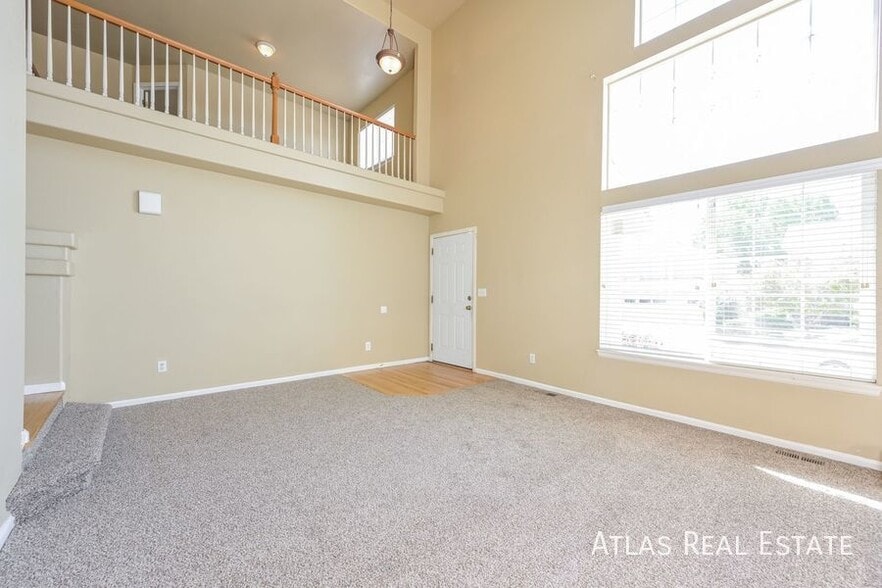 Building Photo - 4709 Fenwood Dr