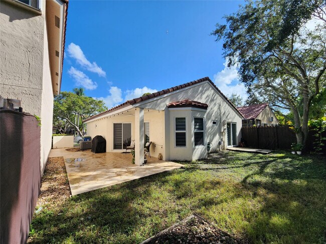 Building Photo - 1303 Seagrape Cir