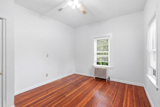 Building Photo - 457 N Franklin St
