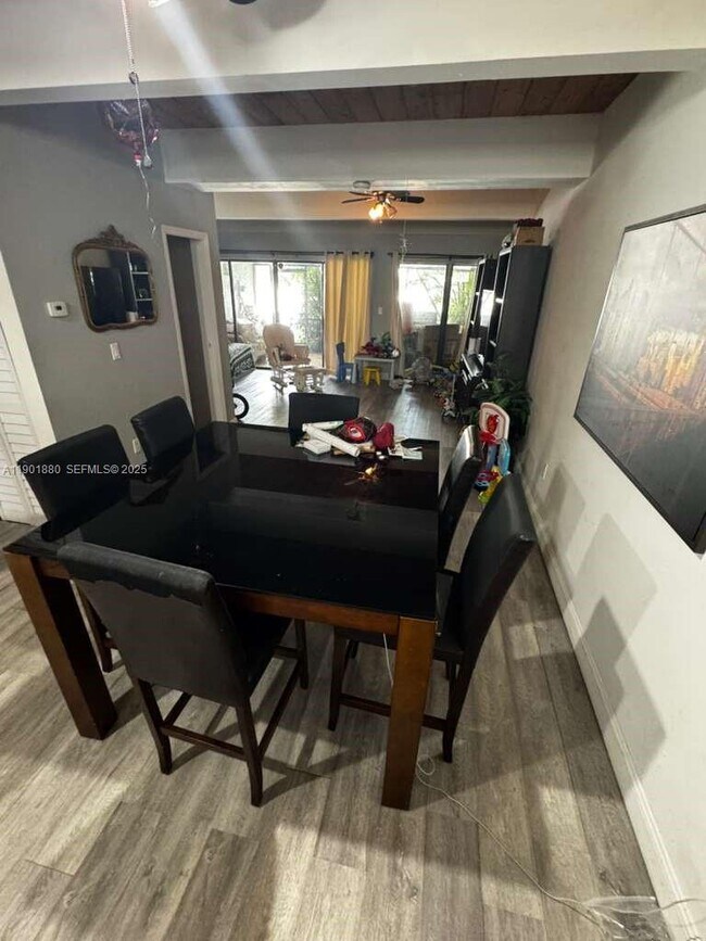 Building Photo - 19416 NE 26th Ave