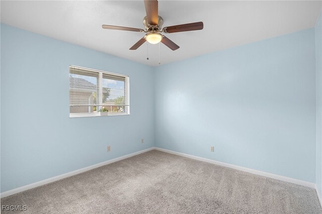 Building Photo - 9721 Deerfoot Dr