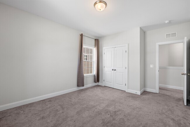 Building Photo - 109 Barnwell Loop