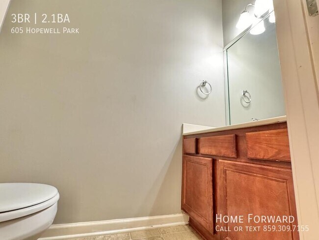 Building Photo - 605 Hopewell Park