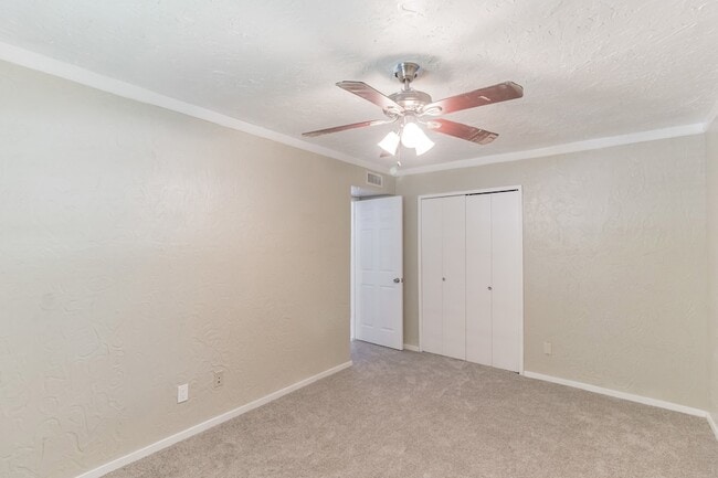 Building Photo - 3117 San Diego Dr