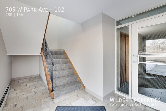 Building Photo - 709 W Park Ave