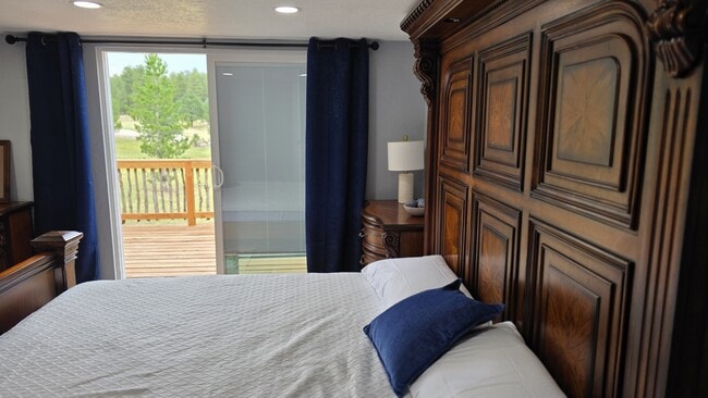 Building Photo - 2465 Tenderfoot Dr