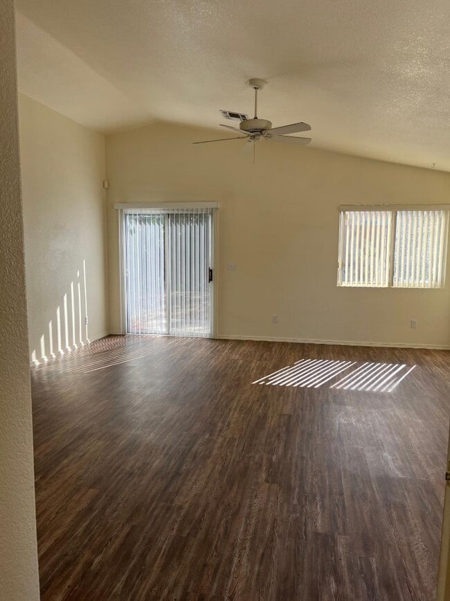 Building Photo - 2423 S Cybil Ave