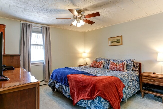 Building Photo - 3 Bed 1 Bath in Lemoyne Pa