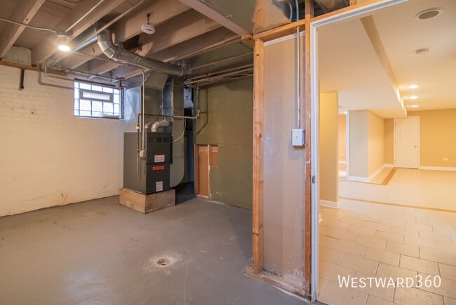 Building Photo - 12123 S Lafayette Ave