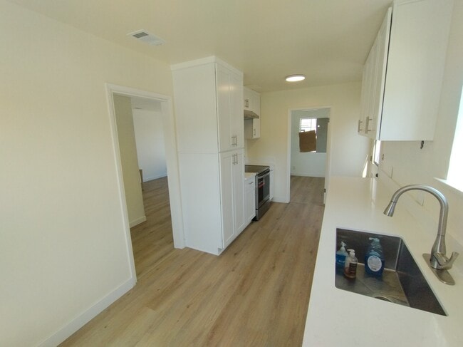 Building Photo - 21634 Linda Dr