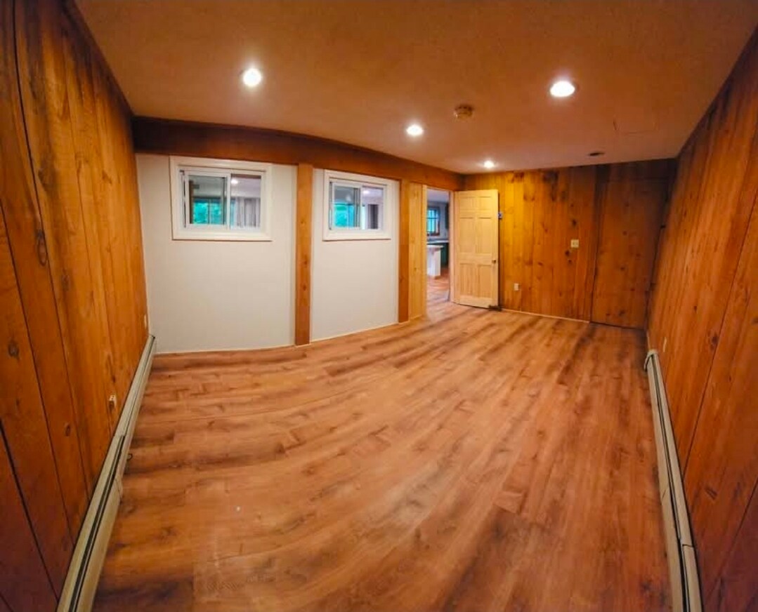 Building Photo - 84 Clapboard Ridge Rd