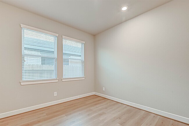 Building Photo - 21543 Eads Crk Dr