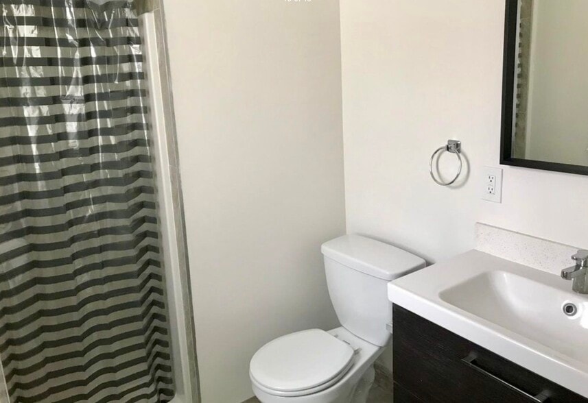 Building Photo - 3835 Arboleda St