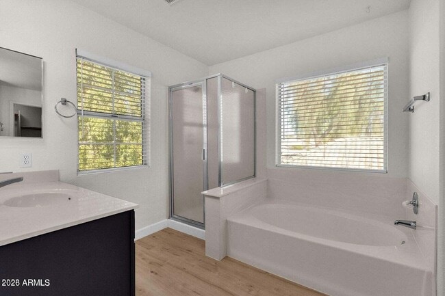 Building Photo - 822 N Naples Dr