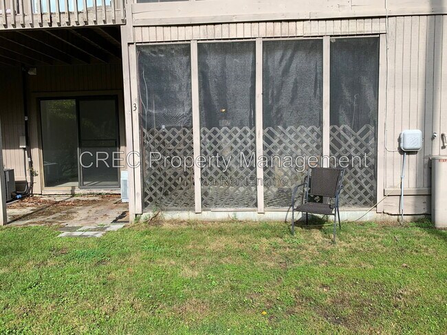 Building Photo - 2736 Jobee Dr