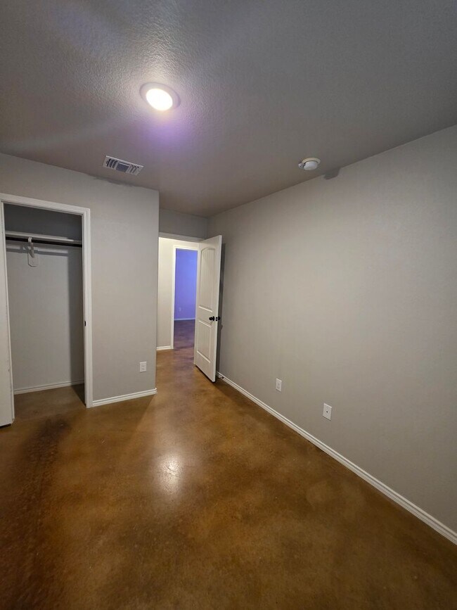 Building Photo - 3103 Goblin Dr