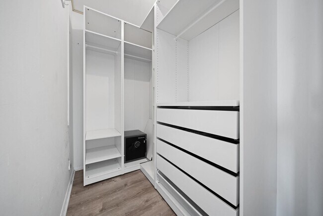 Building Photo - 7002 JFK Blvd E