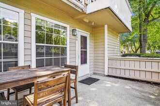 Building Photo - 5821 Inman Park Cir