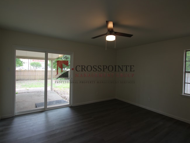 Building Photo - COMING SOON! 3 Bed 2 Bath Home in South Tyler! Tour Today!