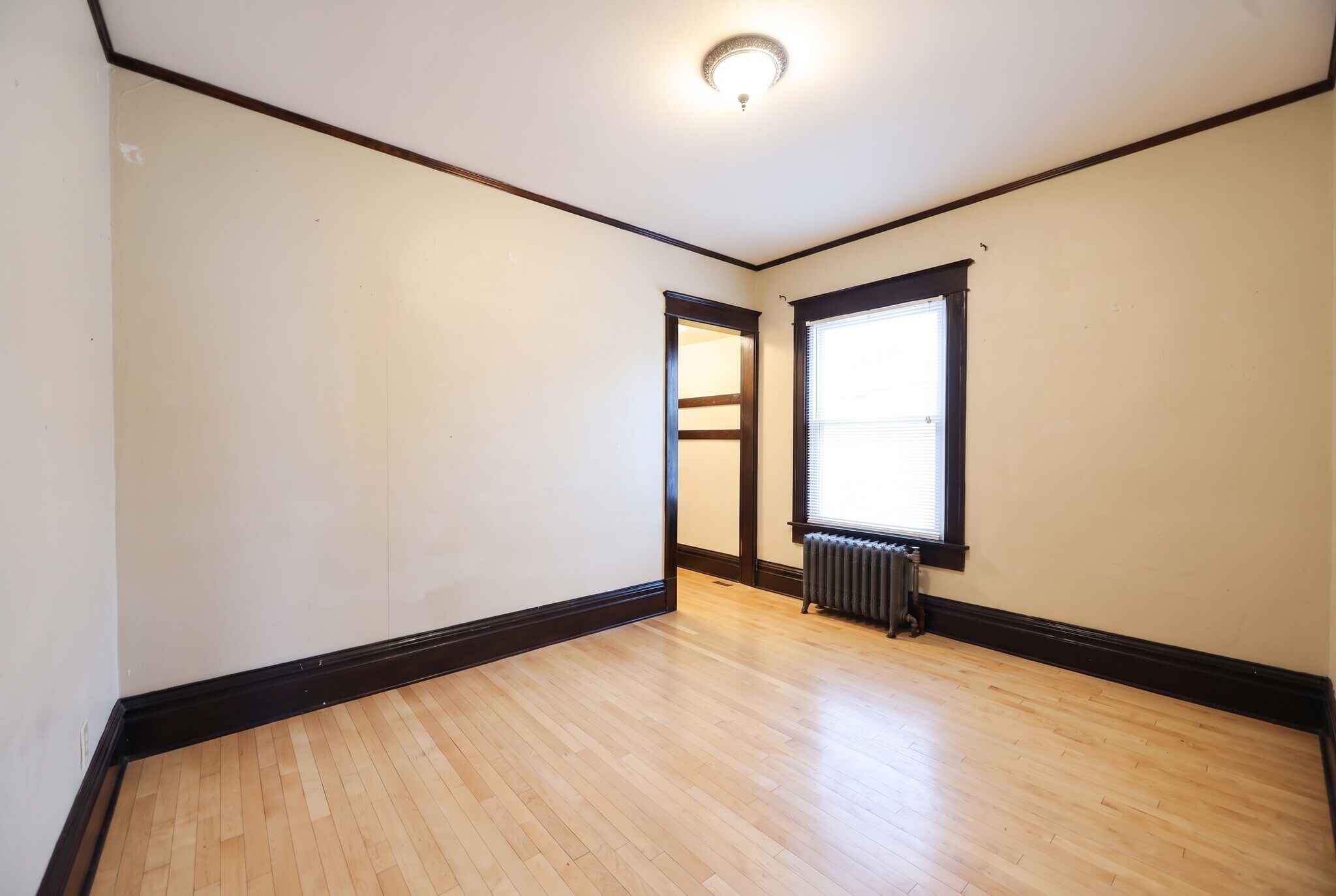 Building Photo - 122 N Franklin St