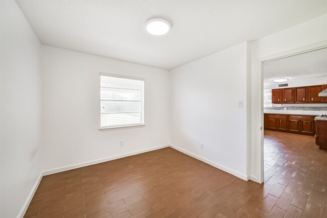 Building Photo - 12526 Chessington Dr