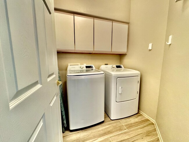 Building Photo - 655 W Vistoso Highlands Dr