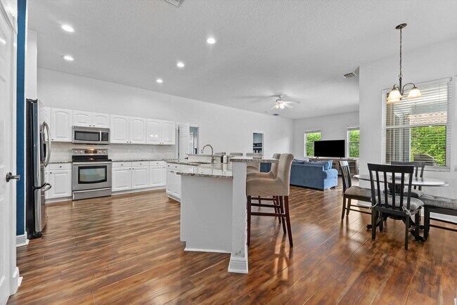 Building Photo - 1874 New Haven Ave