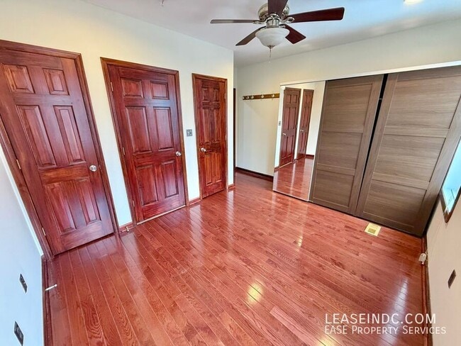 Building Photo - 2011 4th St NW