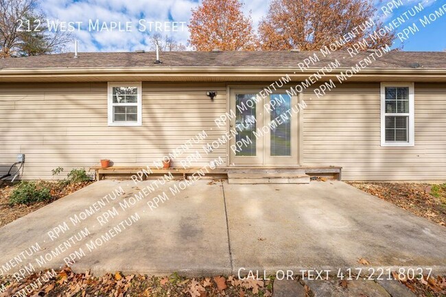 Building Photo - Updated 3 Bedroom 2 Bath Home in Nixa!