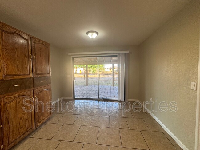 Building Photo - 2910 N 193rd Ave