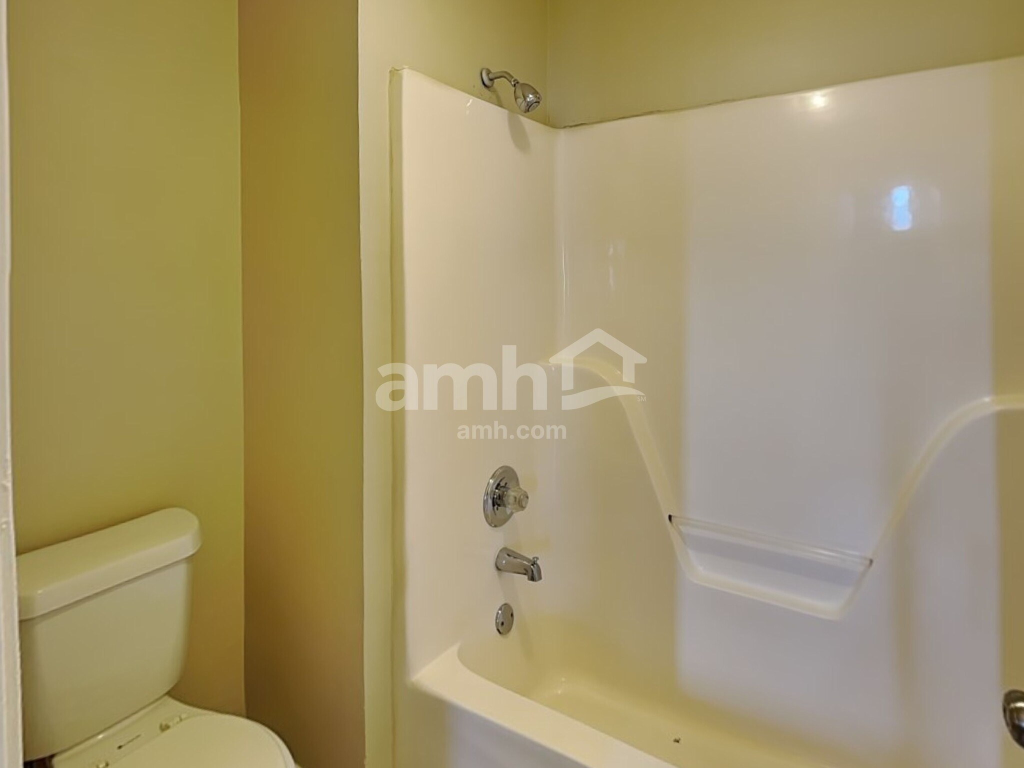 Building Photo - 228 Kings Cove