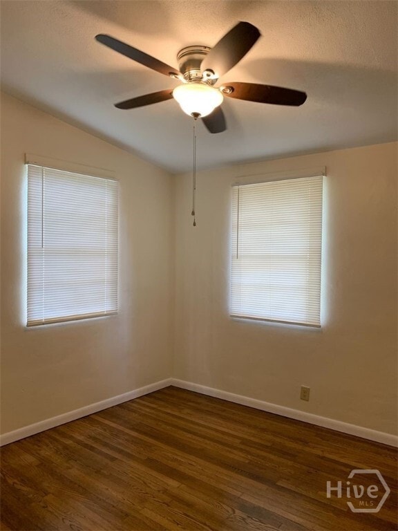 Building Photo - 174 Hart Ave