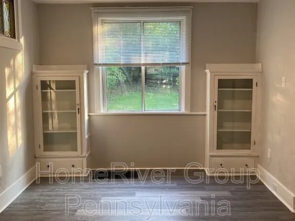 Building Photo - 2809 Pyramid Ave