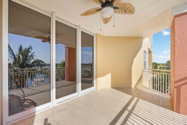Building Photo - 606 Riviera Dunes Way