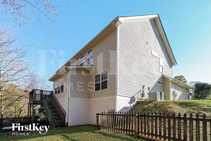 Building Photo - 812 Eagle Glen Crossing