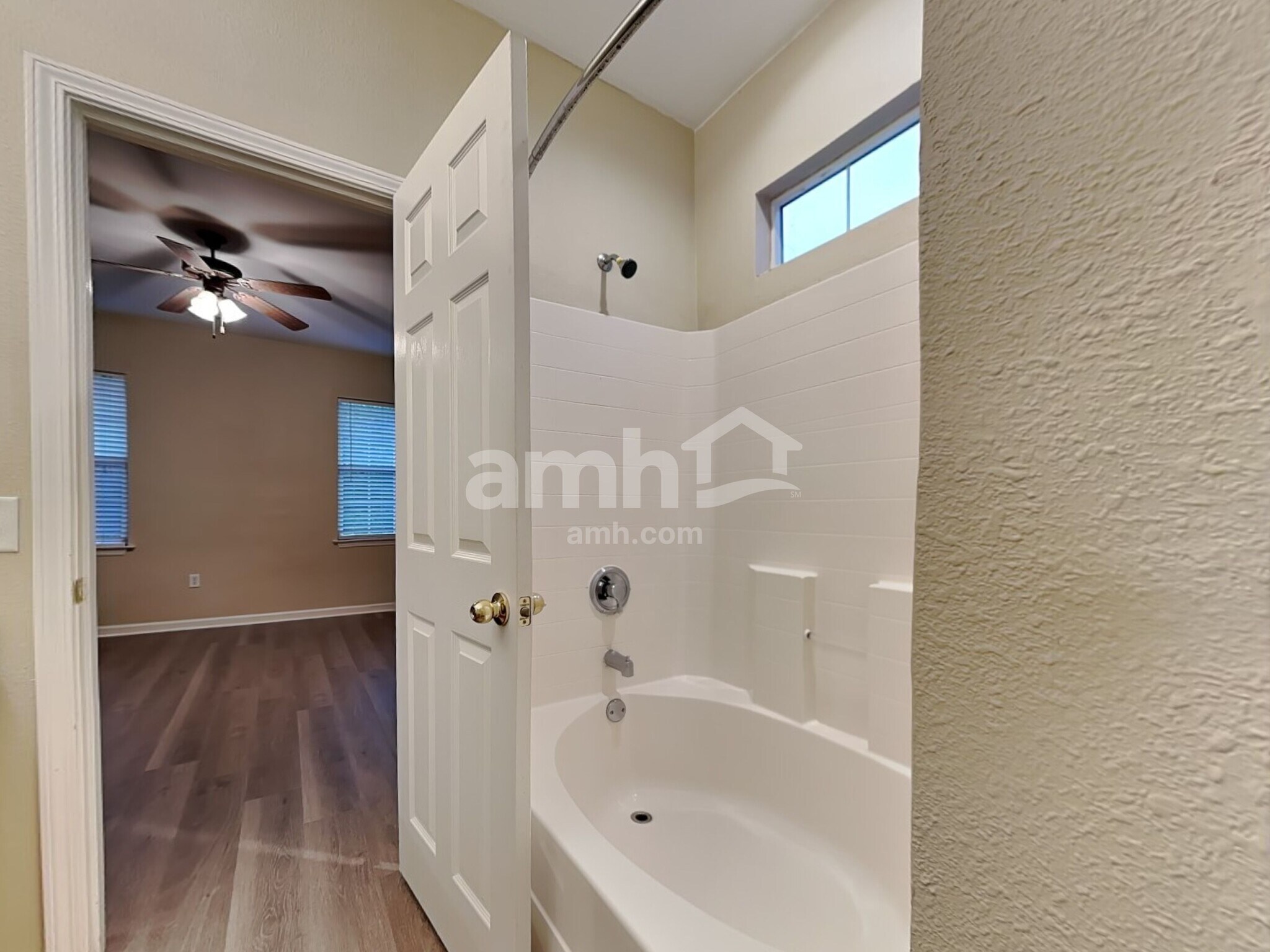 Building Photo - 201 Antigua Pl