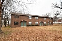 Building Photo - 250 N Madison St