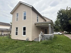 Building Photo - 236 Wilson St