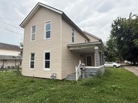 Building Photo - 236 Wilson St