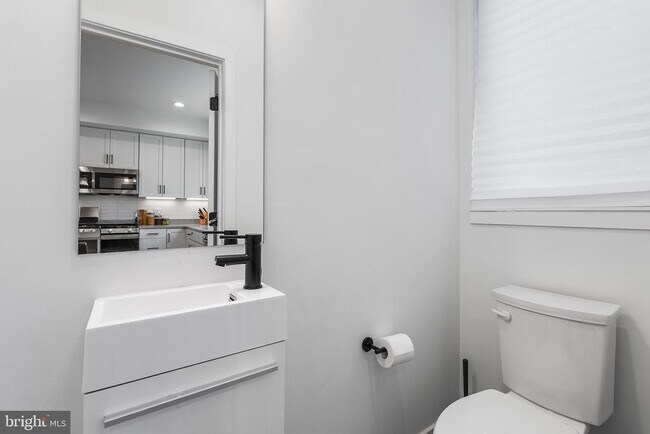 Building Photo - 3107 Birchview Walk