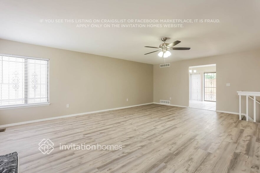 Building Photo - 16766 E Kent Dr