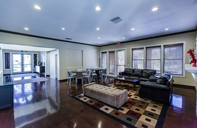 Building Photo - Green Valley Condo