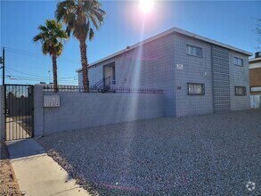 Building Photo - 2908 Marlin Ave