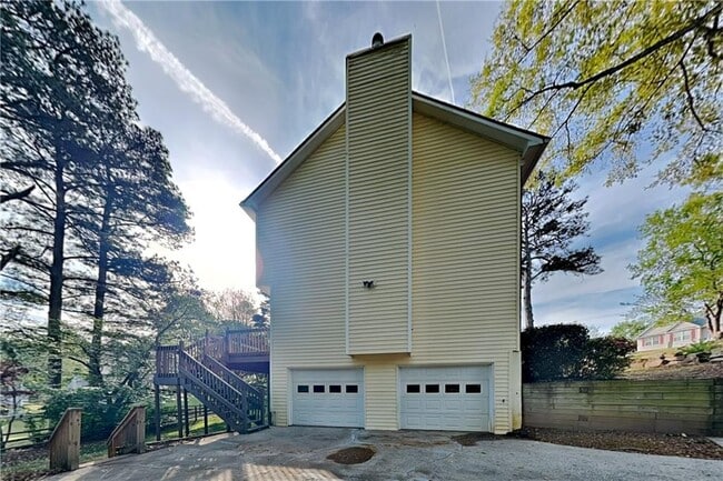 Building Photo - 4759 Shallow Ridge Rd NE