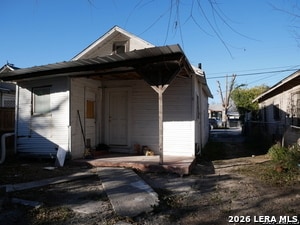 Building Photo - 1820 Ruiz St
