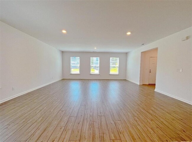 Building Photo - 117 Goshawk St