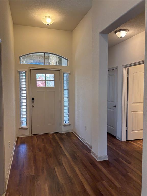 Building Photo - 18401 Calasetta Dr