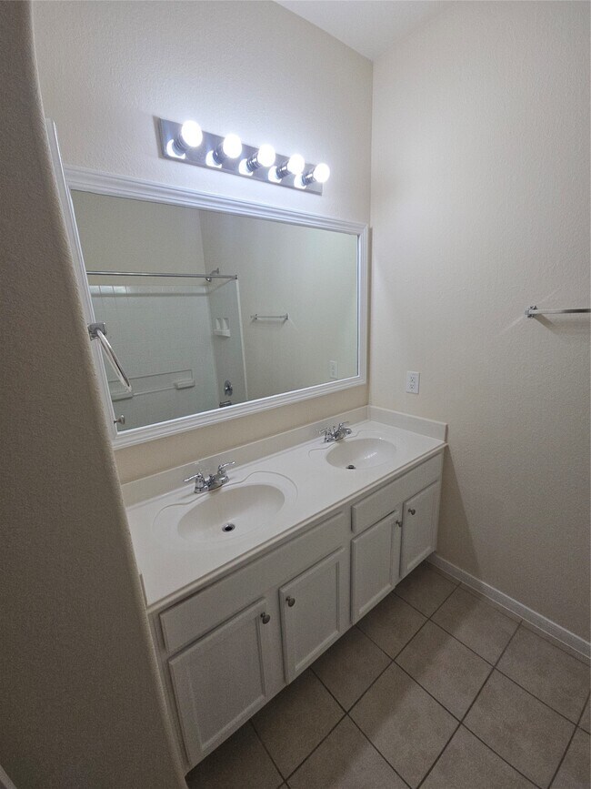 Building Photo - 6702 Castle Terrace Ct