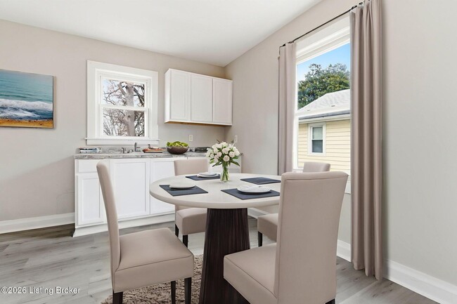 Building Photo - 1119 W Ashland Ave