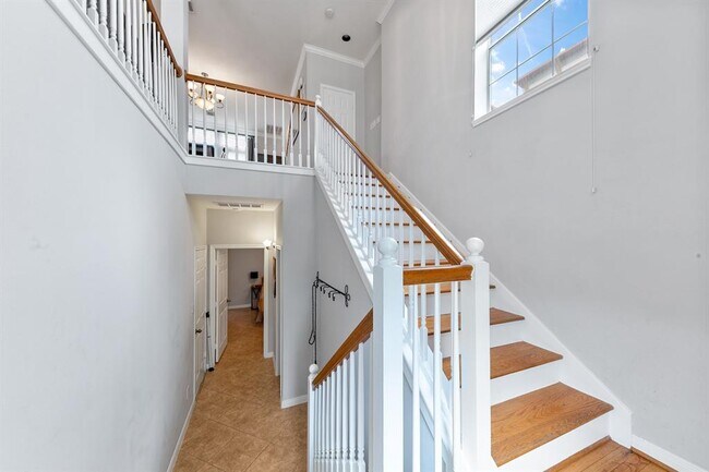 Building Photo - 1708 Wilson St